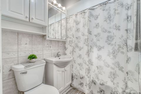 Tiny photo for 10305 S Avenue O Avenue, Chicago, IL 60617 (MLS # 12472259)