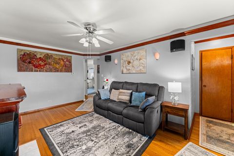 Tiny photo for 10305 S Avenue O Avenue, Chicago, IL 60617 (MLS # 12472259)