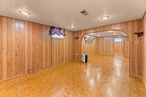 Tiny photo for 10305 S Avenue O Avenue, Chicago, IL 60617 (MLS # 12472259)