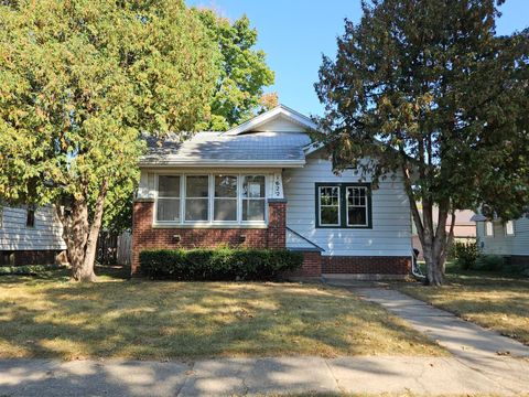 Photo of 1622 10TH Avenue, Rockford, IL 61104 (MLS # 12487455)