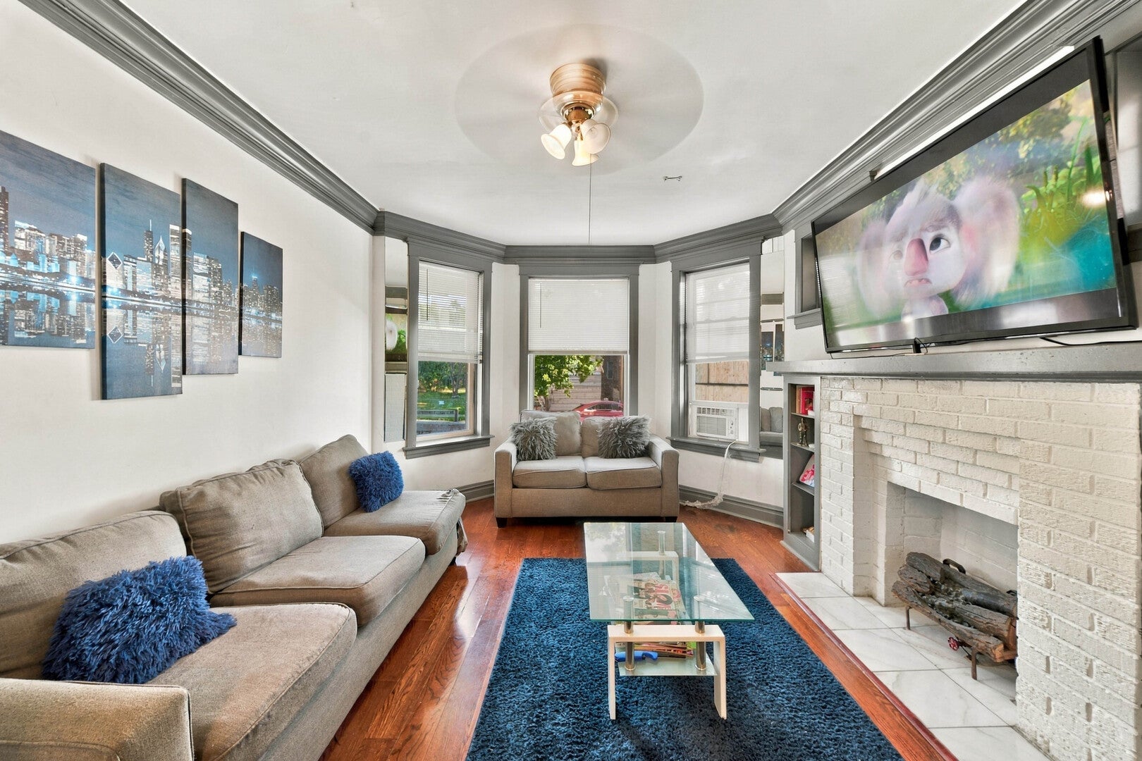 4109 W Van Buren Street