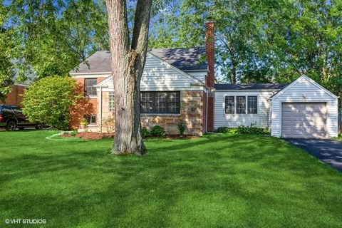 932 Echo Lane Glenview IL 60025