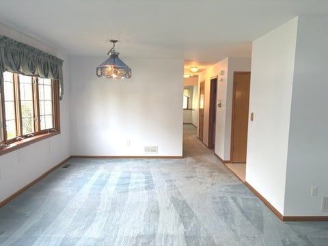 Tiny photo for 35 S Juniper Drive, North Aurora, IL 60542 (MLS # 12752357)