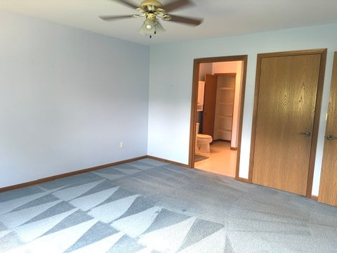 Tiny photo for 35 S Juniper Drive, North Aurora, IL 60542 (MLS # 12752357)