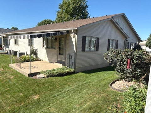 Tiny photo for 35 S Juniper Drive, North Aurora, IL 60542 (MLS # 12752357)