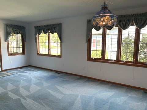 Tiny photo for 35 S Juniper Drive, North Aurora, IL 60542 (MLS # 12752357)