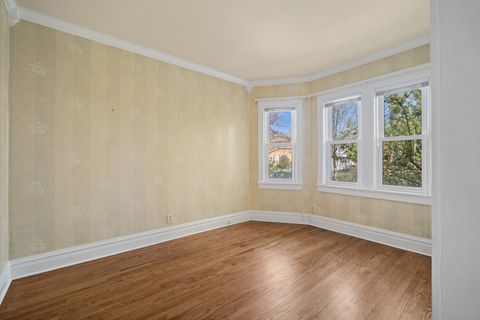 Tiny photo for 554 Brier Street, Kenilworth, IL 60043 (MLS # 12580869)