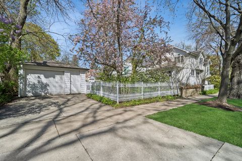 Tiny photo for 554 Brier Street, Kenilworth, IL 60043 (MLS # 12580869)