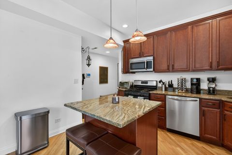 Tiny photo for 1342 W Greenleaf Avenue #1A, Chicago, IL 60626 (MLS # 12635727)