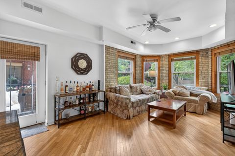 Tiny photo for 1342 W Greenleaf Avenue #1A, Chicago, IL 60626 (MLS # 12635727)