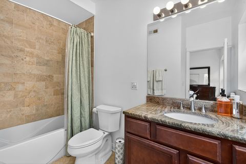 Tiny photo for 1342 W Greenleaf Avenue #1A, Chicago, IL 60626 (MLS # 12635727)