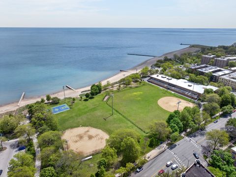 Tiny photo for 1342 W Greenleaf Avenue #1A, Chicago, IL 60626 (MLS # 12635727)