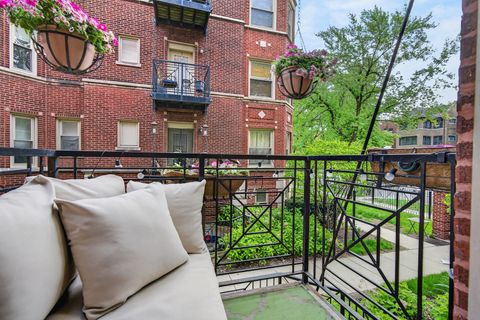 Tiny photo for 1342 W Greenleaf Avenue #1A, Chicago, IL 60626 (MLS # 12635727)