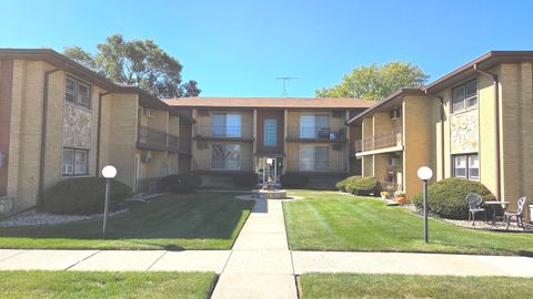 Photo of 18318 Exchange Avenue #1B, Lansing, IL 60438 (MLS # 12492461)