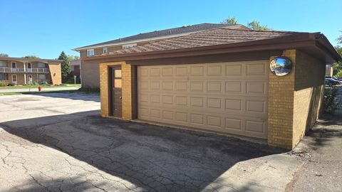 Tiny photo for 18318 Exchange Avenue #1B, Lansing, IL 60438 (MLS # 12492461)