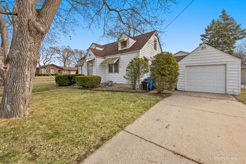 Tiny photo for 3 S South Elgin Boulevard, South Elgin, IL 60177 (MLS # 12599986)