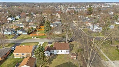 Tiny photo for 3 S South Elgin Boulevard, South Elgin, IL 60177 (MLS # 12599986)