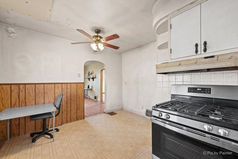 Tiny photo for 3 S South Elgin Boulevard, South Elgin, IL 60177 (MLS # 12599986)