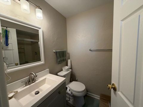 Tiny photo for 2 Villa Verde Drive #201, Buffalo Grove, IL 60089 (MLS # 12604085)