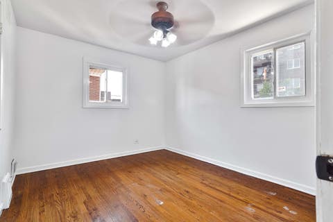 Tiny photo for 446 Oak Street, Des Plaines, IL 60016 (MLS # 12706264)