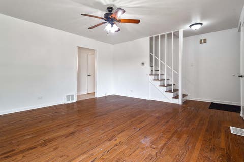 Tiny photo for 446 Oak Street, Des Plaines, IL 60016 (MLS # 12706264)