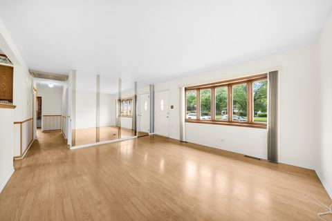 Tiny photo for 7030 Saratoga Drive, Bridgeview, IL 60455 (MLS # 12644910)