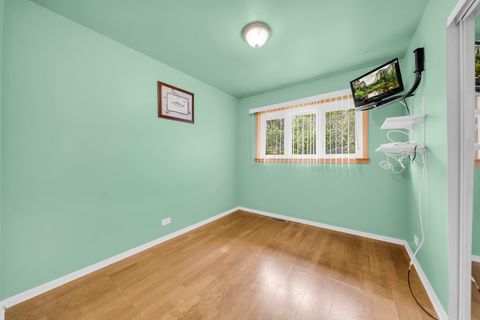 Tiny photo for 7030 Saratoga Drive, Bridgeview, IL 60455 (MLS # 12644910)