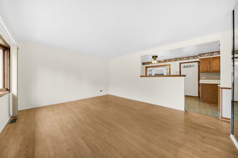 Tiny photo for 7030 Saratoga Drive, Bridgeview, IL 60455 (MLS # 12644910)