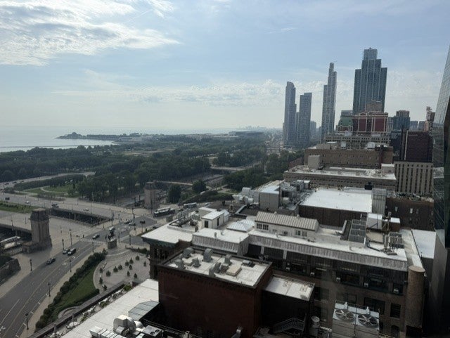 330 S Michigan Avenue 1802