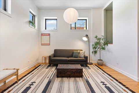 Tiny photo for 2001 W Ohio Street #1N, Chicago, IL 60612 (MLS # 12632243)