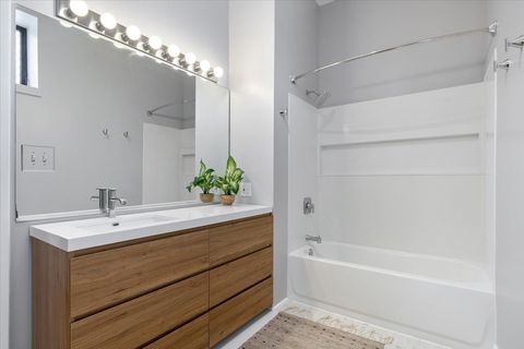 Tiny photo for 2001 W Ohio Street #1N, Chicago, IL 60612 (MLS # 12632243)