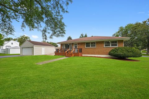 Tiny photo for 337 E Fullerton Avenue, Elmhurst, IL 60126 (MLS # 12539037)