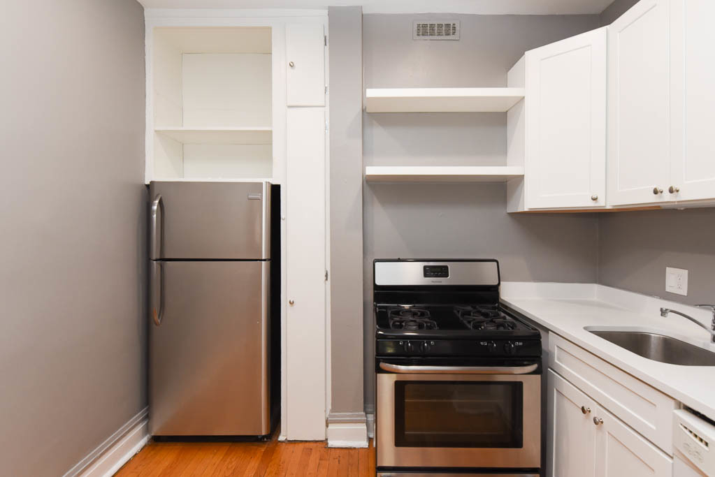 445 W Melrose Street 1A