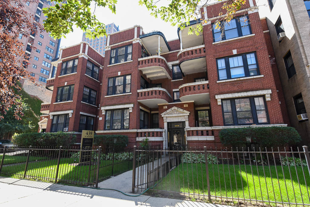 445 W Melrose Street 1A