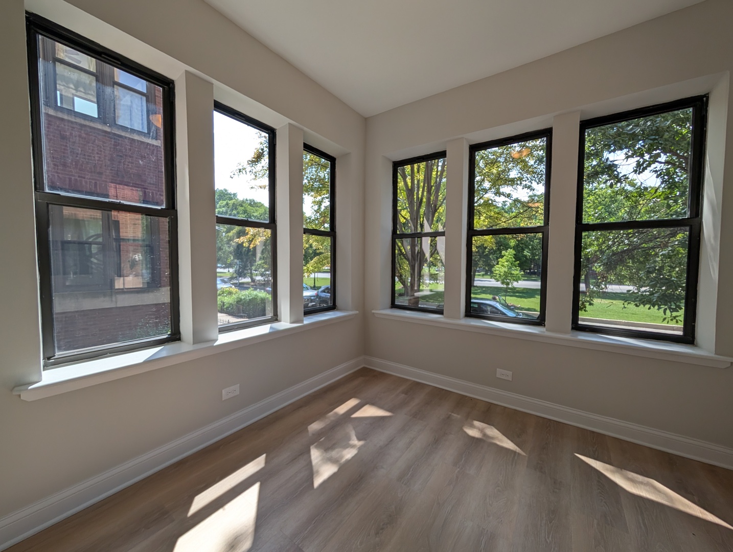 2323 N Kedzie Avenue 1