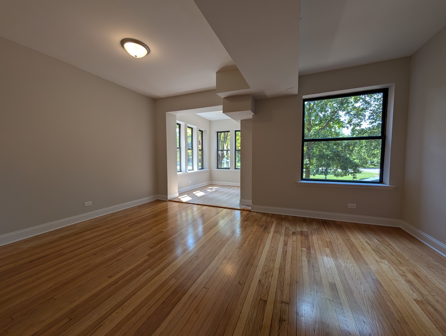 2323 N Kedzie Avenue 1