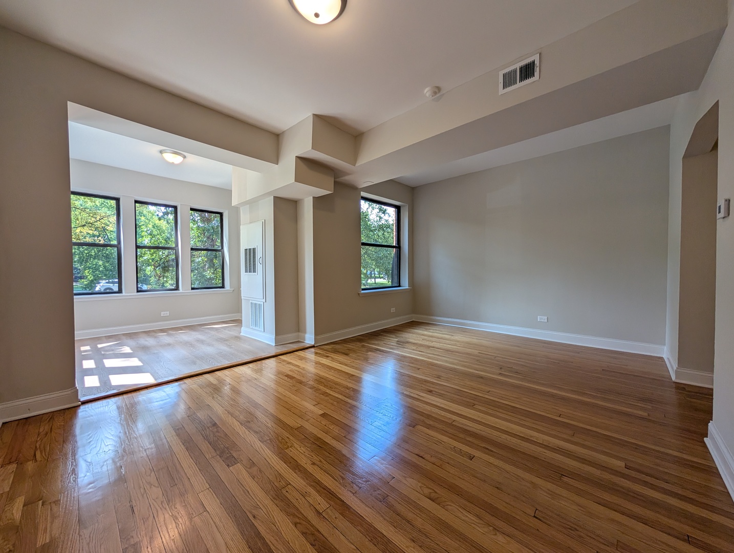 2323 N Kedzie Avenue 1