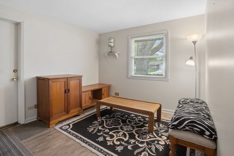 Tiny photo for 932 W Weathersfield Way, Schaumburg, IL 60193 (MLS # 12634325)