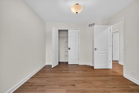 Tiny photo for 701 S Wilmette Avenue, Westmont, IL 60559 (MLS # 12715495)
