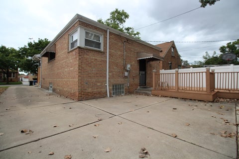 Tiny photo for 3121 W 85th Street, Chicago, IL 60652 (MLS # 12757569)