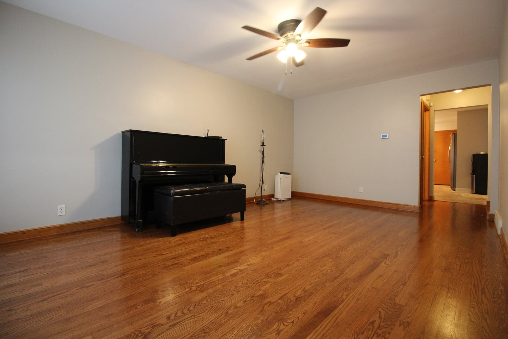 3121 W 85th Street