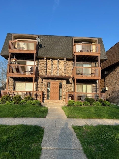 Photo of 14747 Kenton Avenue #2A, Midlothian, IL 60445 (MLS # 12779391)
