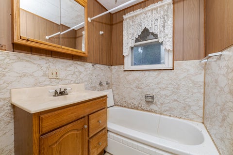Tiny photo for 801 Fremont Street, Bloomington, IL 61701 (MLS # 12659681)