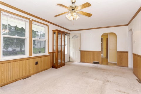 Tiny photo for 801 Fremont Street, Bloomington, IL 61701 (MLS # 12659681)