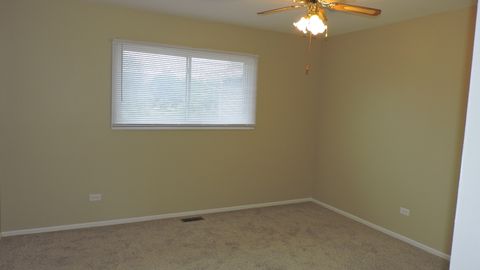 Tiny photo for 17404 W Walnut Lane #0, Gurnee, IL 60031 (MLS # 12450332)