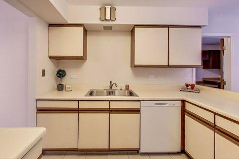 Tiny photo for 632 Independence Avenue, Westmont, IL 60559 (MLS # 12523499)