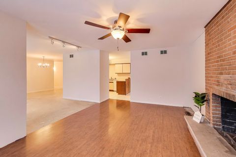 Tiny photo for 632 Independence Avenue, Westmont, IL 60559 (MLS # 12523499)