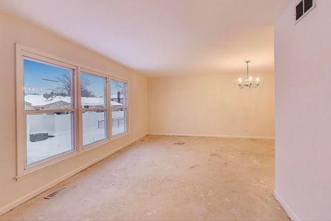 Tiny photo for 632 Independence Avenue, Westmont, IL 60559 (MLS # 12523499)