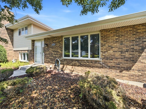 Tiny photo for 7324 W 154TH Street, Orland Park, IL 60462 (MLS # 12763998)