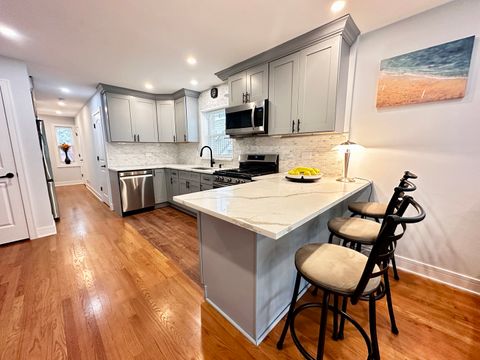 Tiny photo for 4546 N Merrimac Avenue, Chicago, IL 60630 (MLS # 12507300)